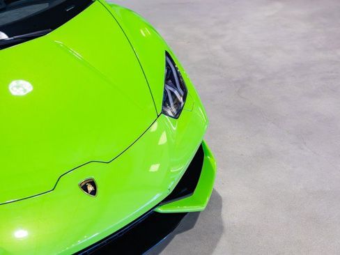 Used 2015 Lamborghini Huracan LP 610-4 image 11