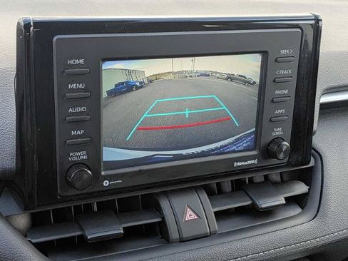 Used 2022 Toyota RAV4 LE w/ Carpet Mat Package (TMS) AWD/4WD image 22