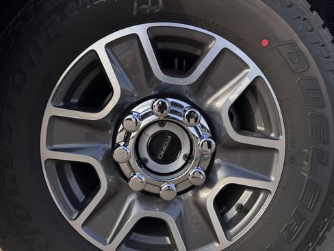 New 2026 Ford F250 Lariat w/ FX4 Off-Road Package image 8