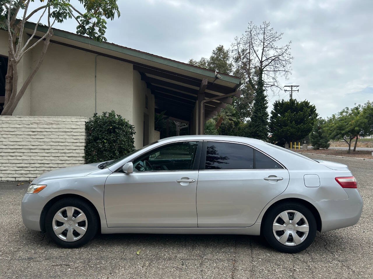 Used 2008 Toyota Camry LE FWD image 22