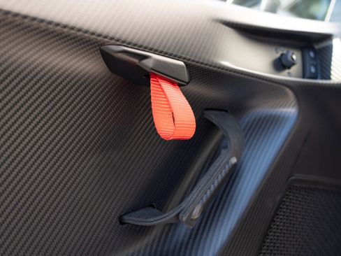 Used 2023 Lamborghini Huracan Tecnica image 16