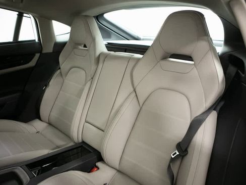 New 2025 Porsche Panamera 4 image 33