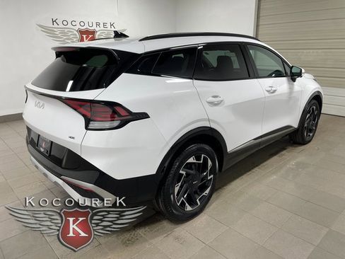 Used 2025 Kia Sportage SX image 6