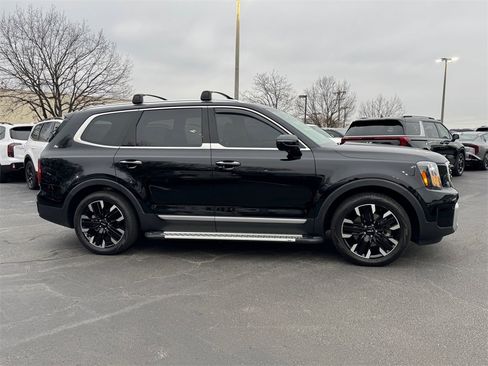 Certified 2024 Kia Telluride SX w/ Towing Package image 2