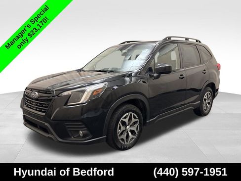 Used 2023 Subaru Forester Premium AWD/4WD image 1