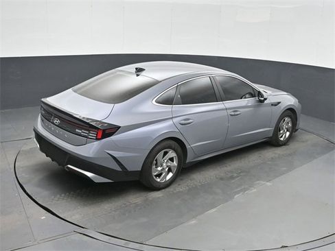 Used 2025 Hyundai Sonata SE image 30