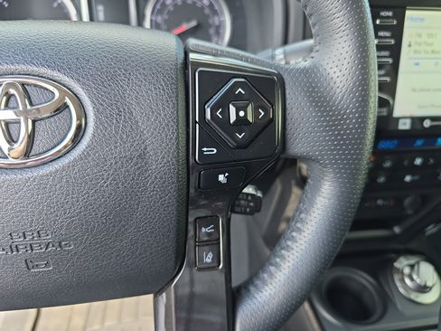 Used 2021 Toyota 4Runner Nightshade AWD/4WD image 32