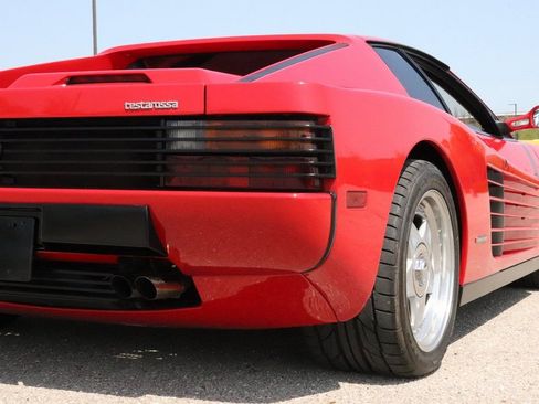 Used 1987 Ferrari Testarossa image 12