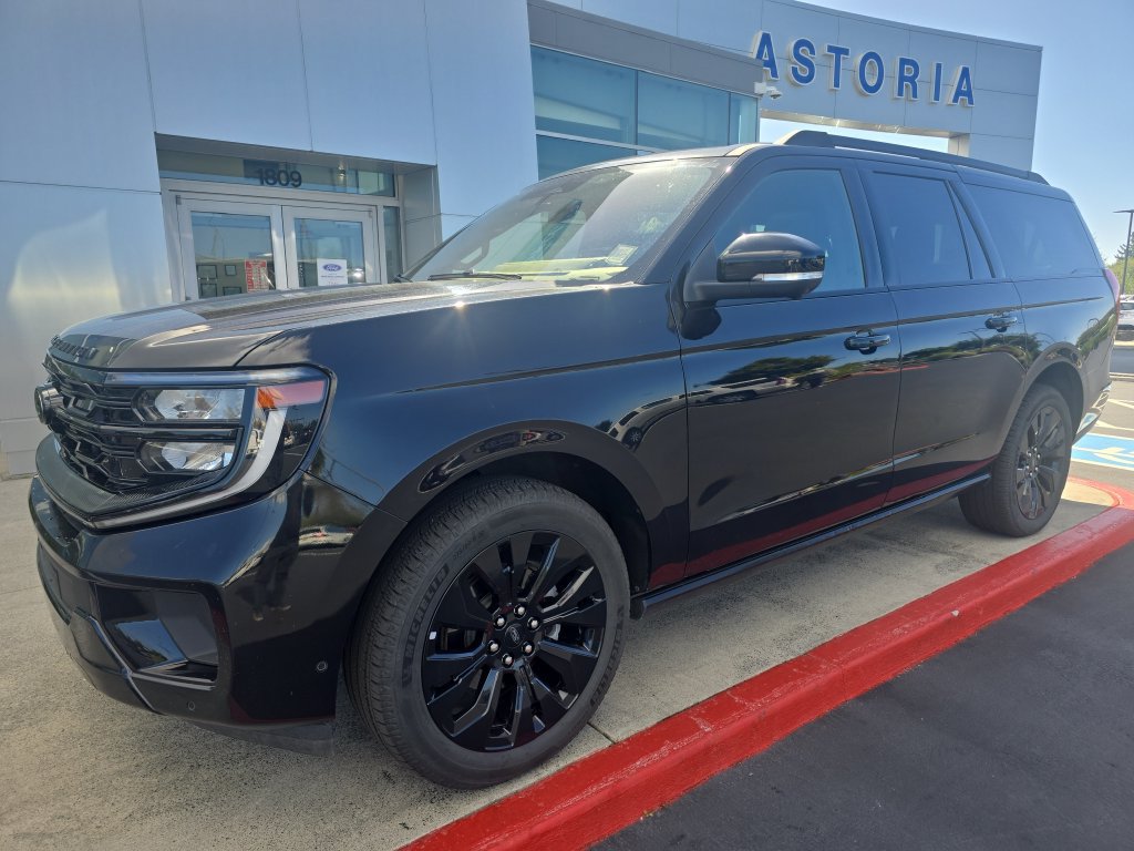 Used 2025 Ford Expedition Max Platinum w/ Stealth Appearance Package AWD/4WD image 8