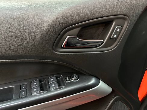 Used 2019 Chevrolet Colorado LT AWD/4WD image 19