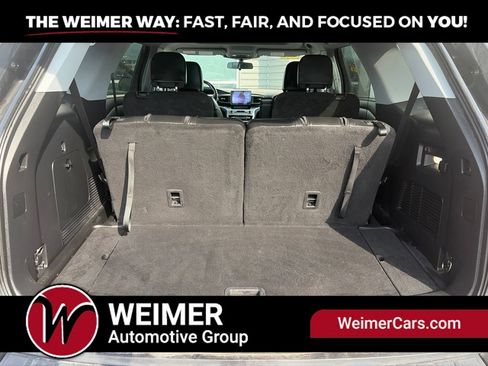 Used 2022 Ford Explorer XLT w/ Equipment Group 202A AWD/4WD image 7