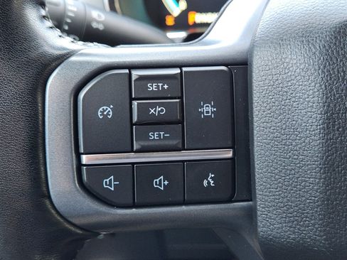 Used 2023 Ford F150 Lariat AWD/4WD image 23