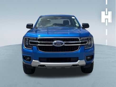 Used 2025 Ford Ranger XLT w/ FX4 Off-Road Package AWD/4WD image 2