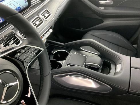 New 2026 Mercedes-Benz GLE 450 4MATIC Coupe image 8