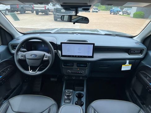New 2025 Ford Maverick Lobo image 24