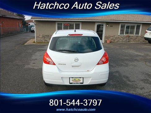 Used 2012 Nissan Versa 1.8 S image 4