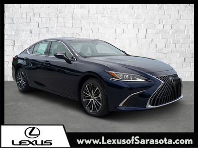 New 2025 Lexus ES 350 w/ Premium Package