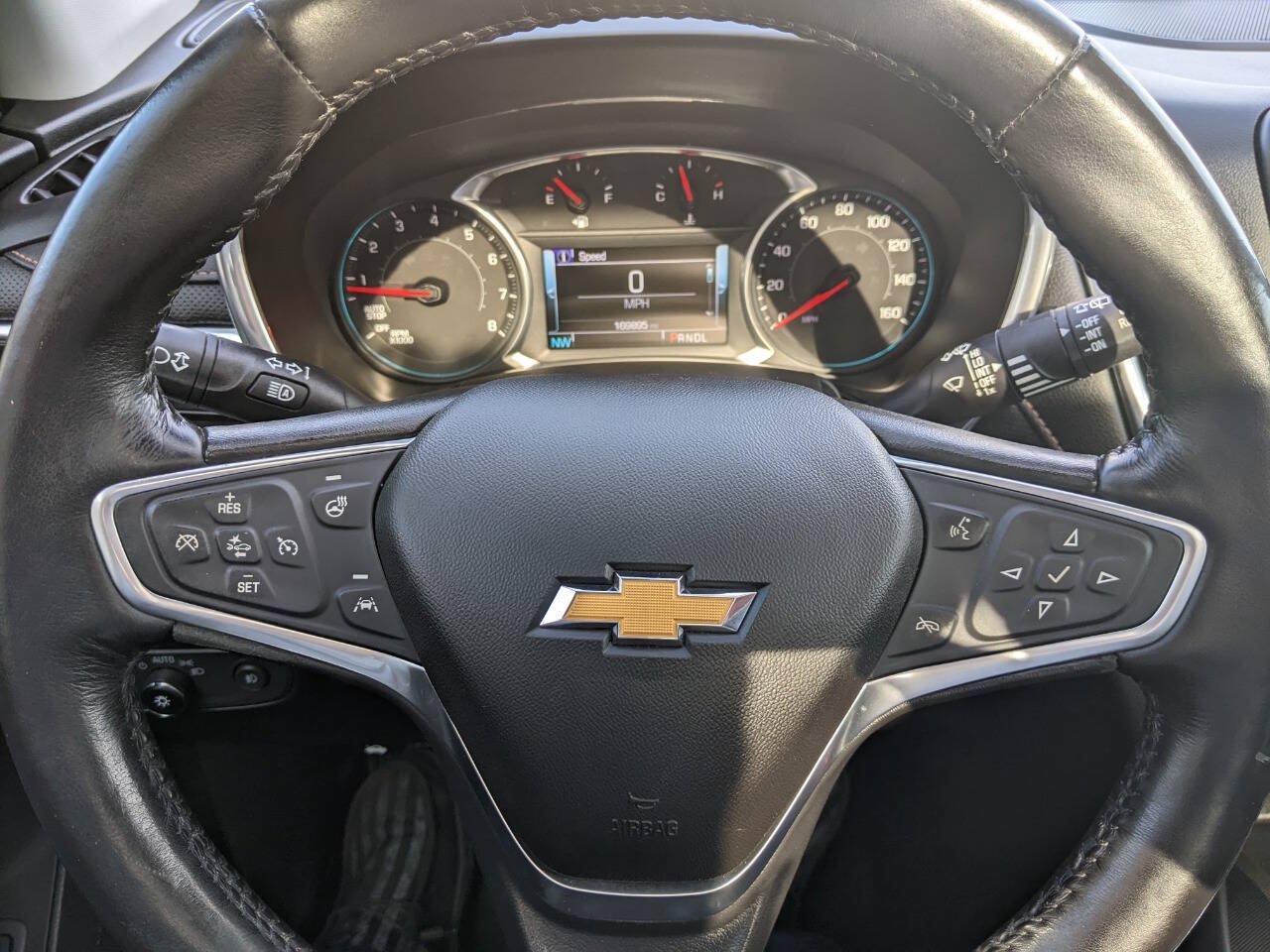 Used 2018 Chevrolet Equinox Premier AWD/4WD image 18