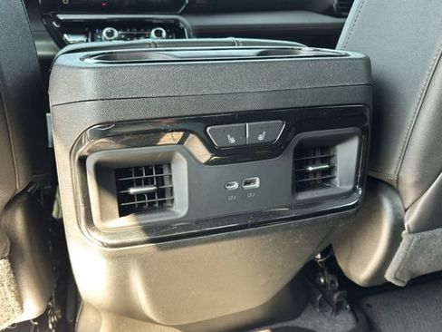 Used 2022 GMC Sierra 1500 AT4 w/ AT4 Premium Package AWD/4WD image 20