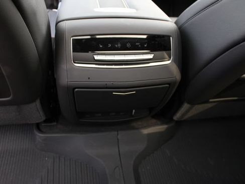 Used 2025 Cadillac Escalade ESV Sport w/ Touring Package AWD/4WD image 29