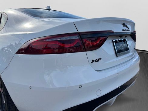 Used 2021 Jaguar XF R-Dynamic SE AWD/4WD image 58