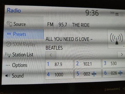 Used 2022 Toyota Camry LE w/ Audio Upgrade Package image 25