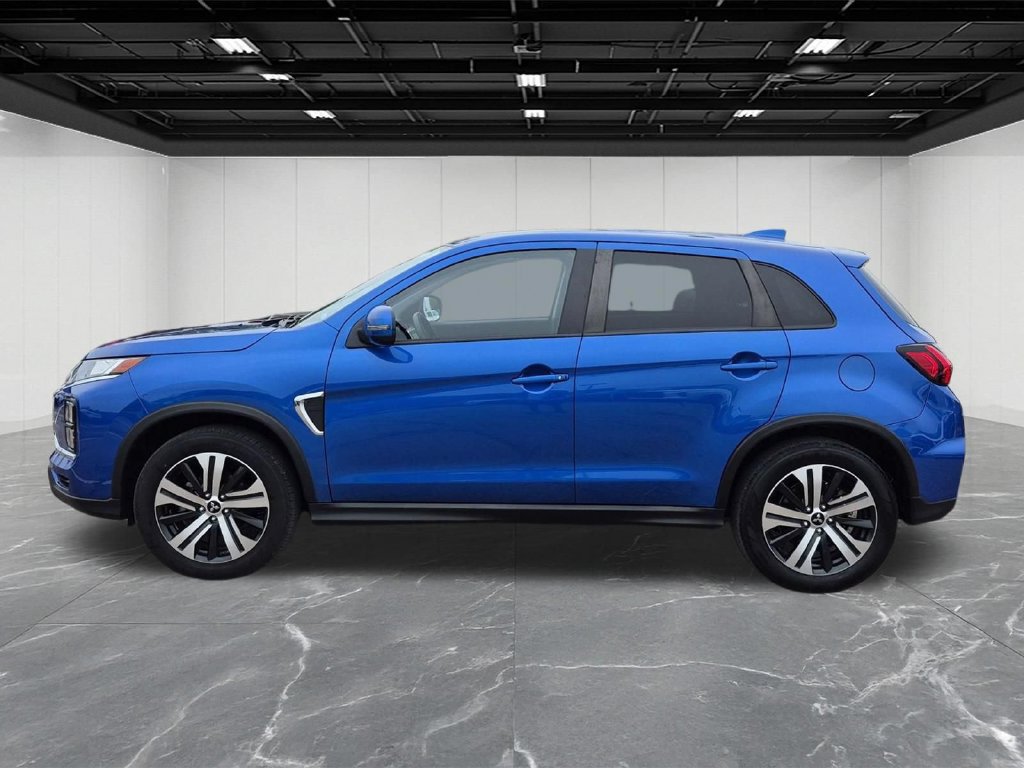 Used 2026 Mitsubishi Outlander Sport SE AWD/4WD image 2