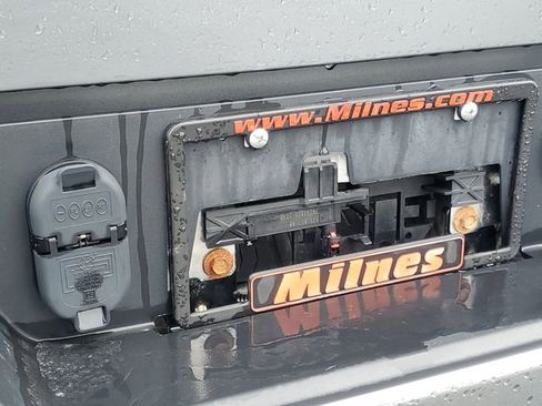 Used 2021 Chevrolet Silverado 1500 LT image 9