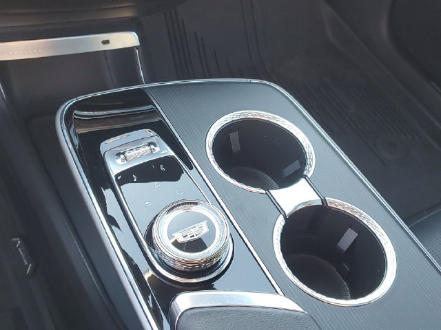 Certified 2024 Cadillac Lyriq Luxury AWD/4WD image 26