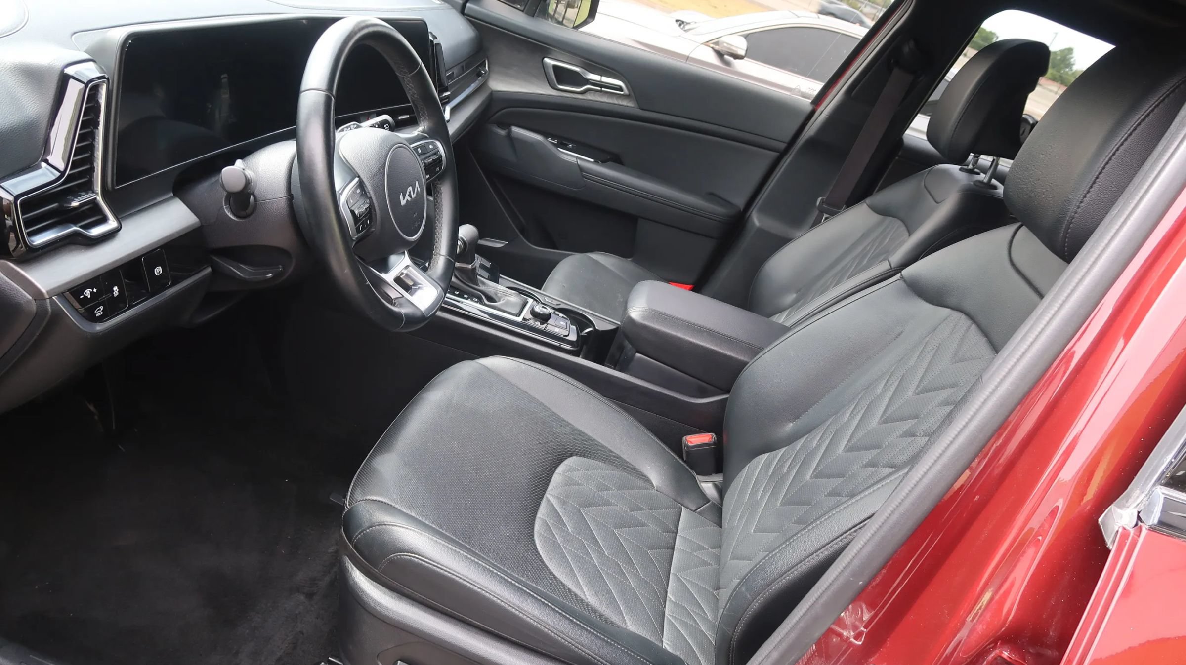 Used 2025 Kia Sportage X-Line w/ Premium Package AWD/4WD image 17