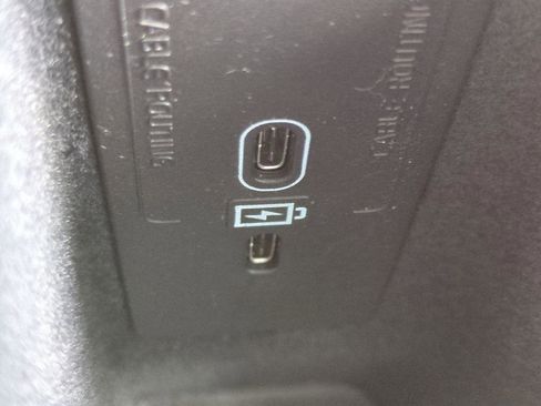 New 2026 Volvo XC60 B5 Ultra w/ Protection Package Premier image 17