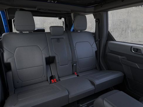 New 2025 Ford Bronco Big Bend w/ Black Diamond Package AWD/4WD image 11