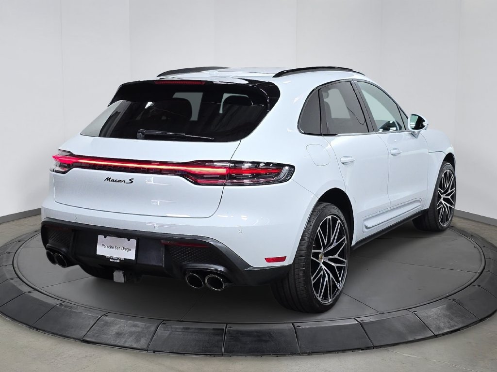 Certified 2025 Porsche Macan S AWD/4WD image 7