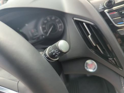Certified 2025 Acura RDX SH-AWD image 23