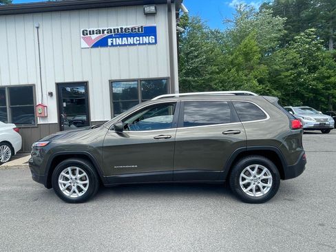 Used 2015 Jeep Cherokee Latitude AWD/4WD image 7