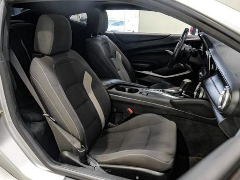 Used 2018 Chevrolet Camaro SS RWD image 45