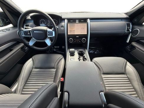 New 2026 Land Rover Discovery Limited Edition AWD/4WD image 12