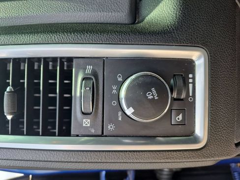 Used 2018 RAM 1500 Big Horn RWD image 17