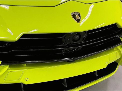 Used 2024 Lamborghini Urus S AWD/4WD image 32