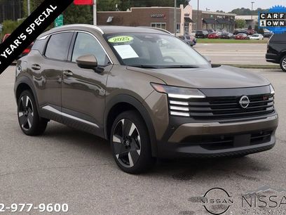 Certified 2025 Nissan Kicks SR