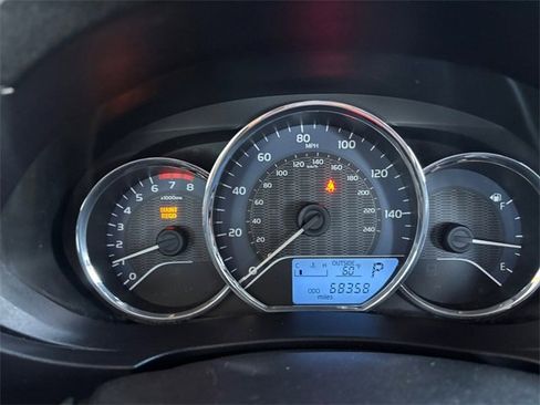 Used 2014 Toyota Corolla LE Premium image 20