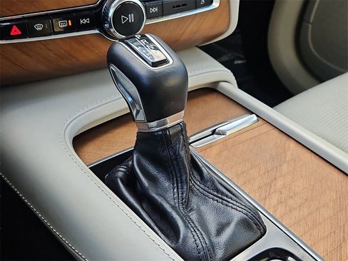 Used 2019 Volvo XC90 T6 Inscription w/ Advanced Package image 31