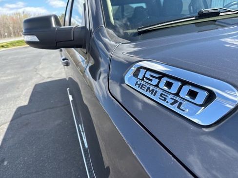 Used 2019 RAM 1500 Big Horn AWD/4WD image 4