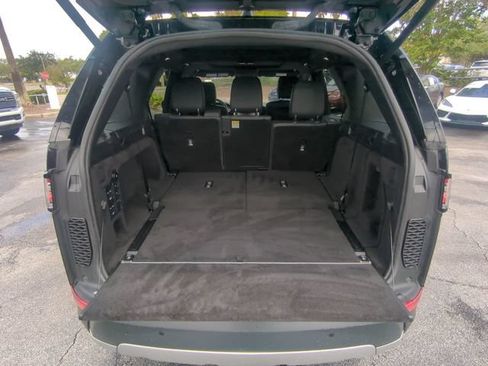 Used 2020 Land Rover Discovery HSE AWD/4WD image 14