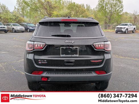 Used 2022 Jeep Compass Trailhawk AWD/4WD image 4