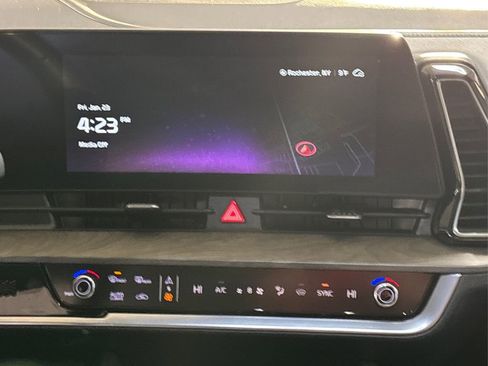 Used 2018 Kia Sorento LX image 13