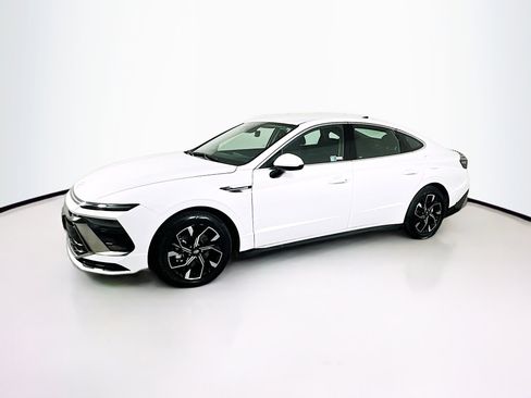Used 2025 Hyundai Sonata SEL image 4