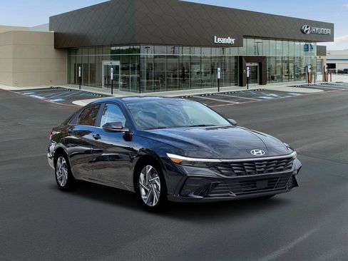 New 2026 Hyundai Elantra Limited w/ Cargo Package image 11