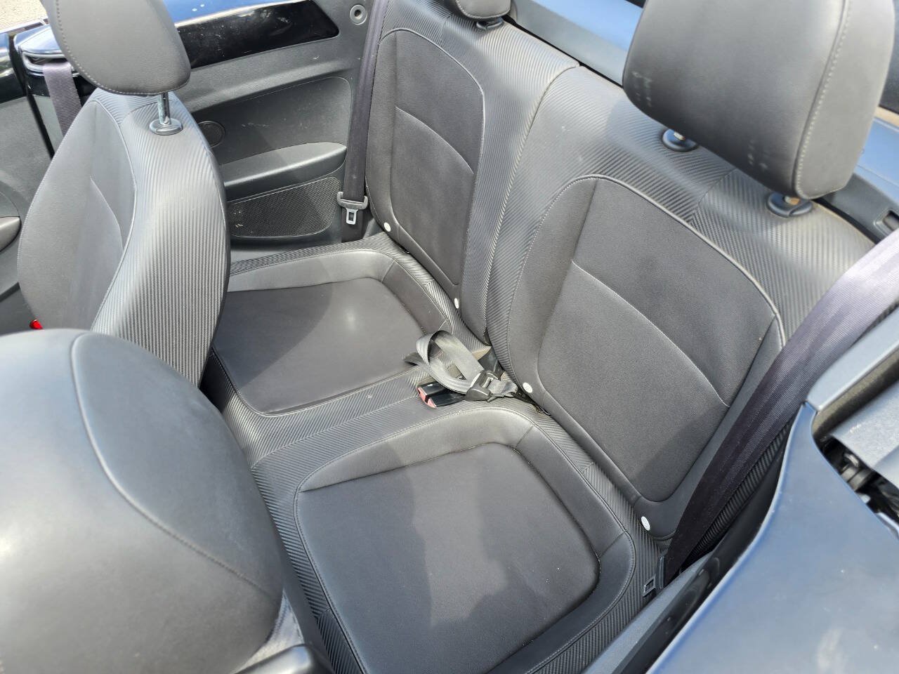 Used 2014 Volkswagen Beetle 2.5 FWD image 24