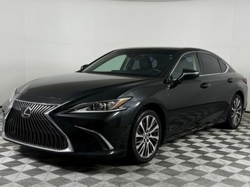 Used 2020 Lexus ES 350 w/ Premium Package FWD image 2